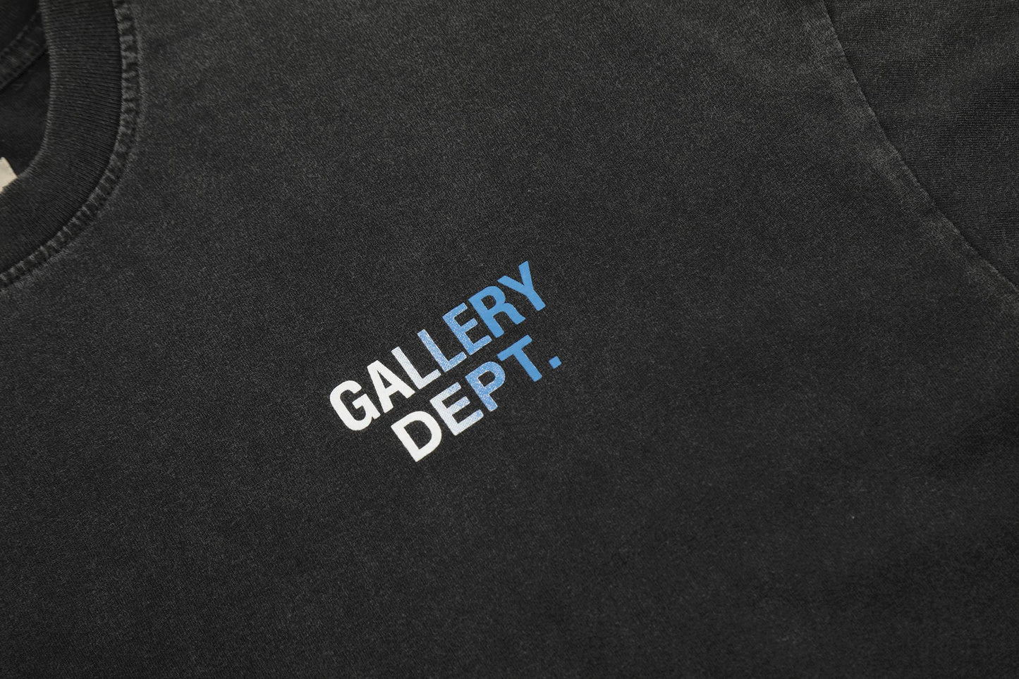 GALLERY DEPT New T-shirt D19_P49